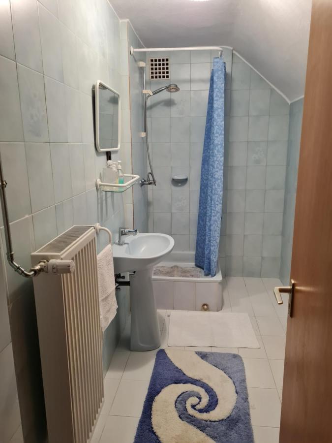 Gyoengyvirag Apartman Lenti Luaran gambar