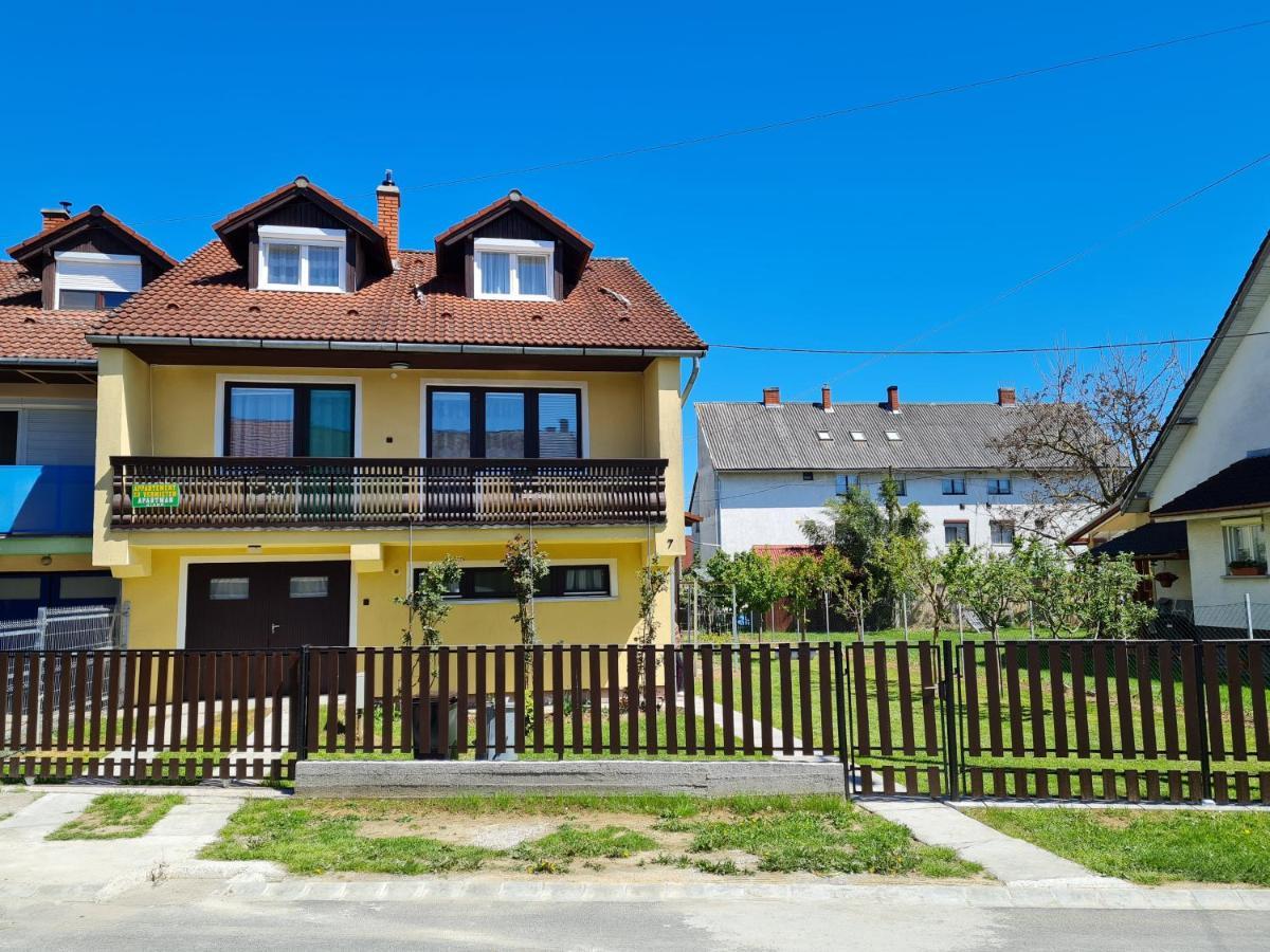 Gyoengyvirag Apartman Lenti Luaran gambar