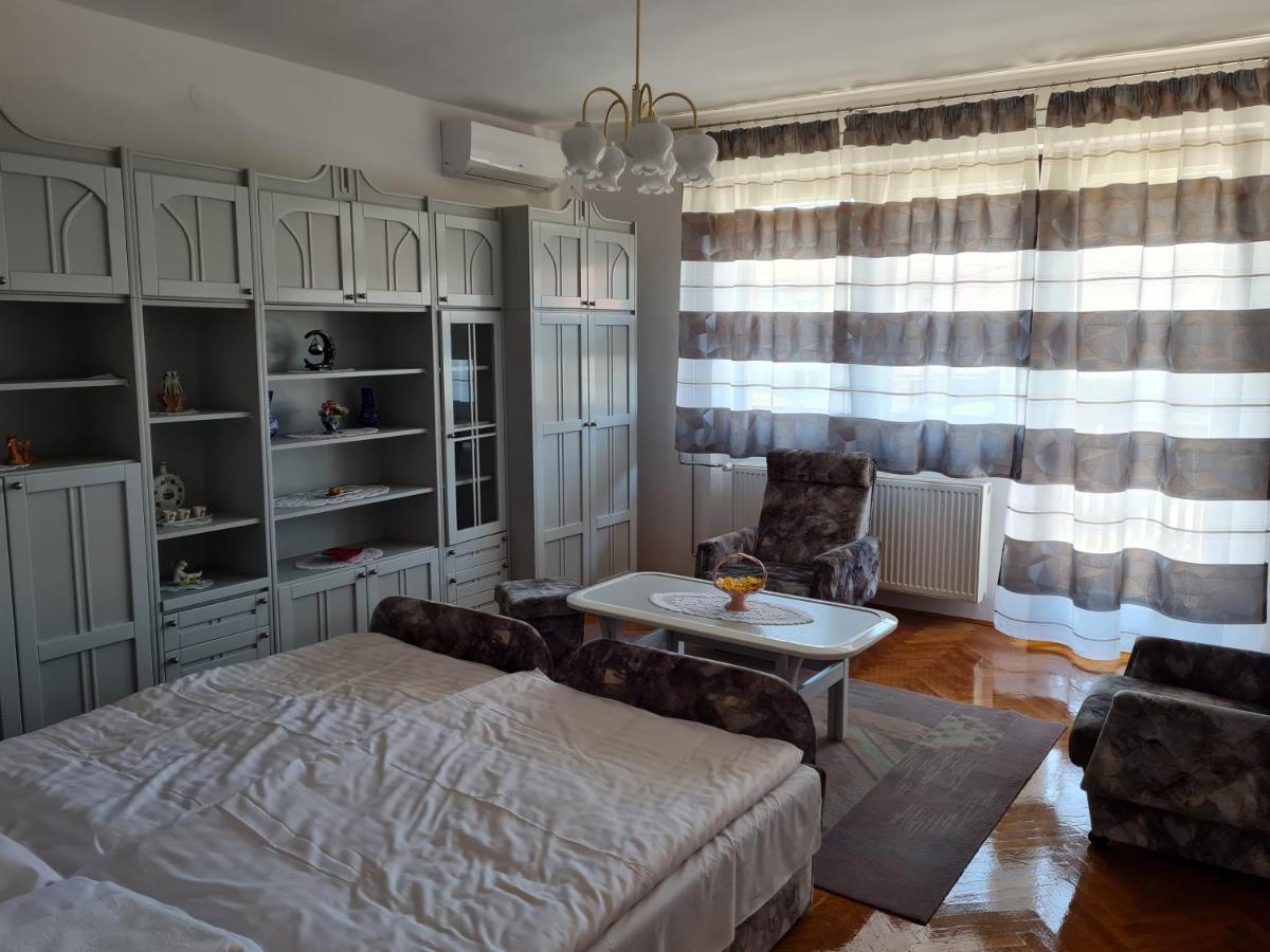 Gyoengyvirag Apartman Lenti Luaran gambar