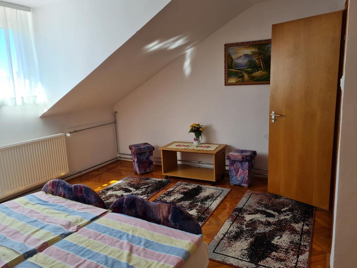 Gyoengyvirag Apartman Lenti Luaran gambar