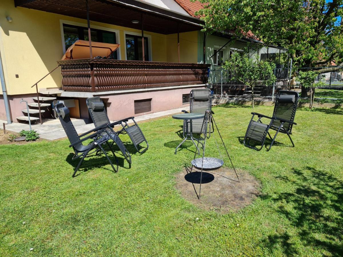Gyoengyvirag Apartman Lenti Luaran gambar